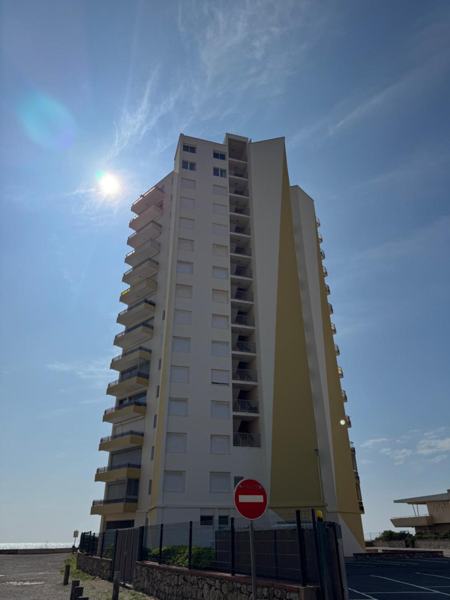 Sur Le Sable, Face A La Mer La Petite Tour Valras-Plage Exterior photo